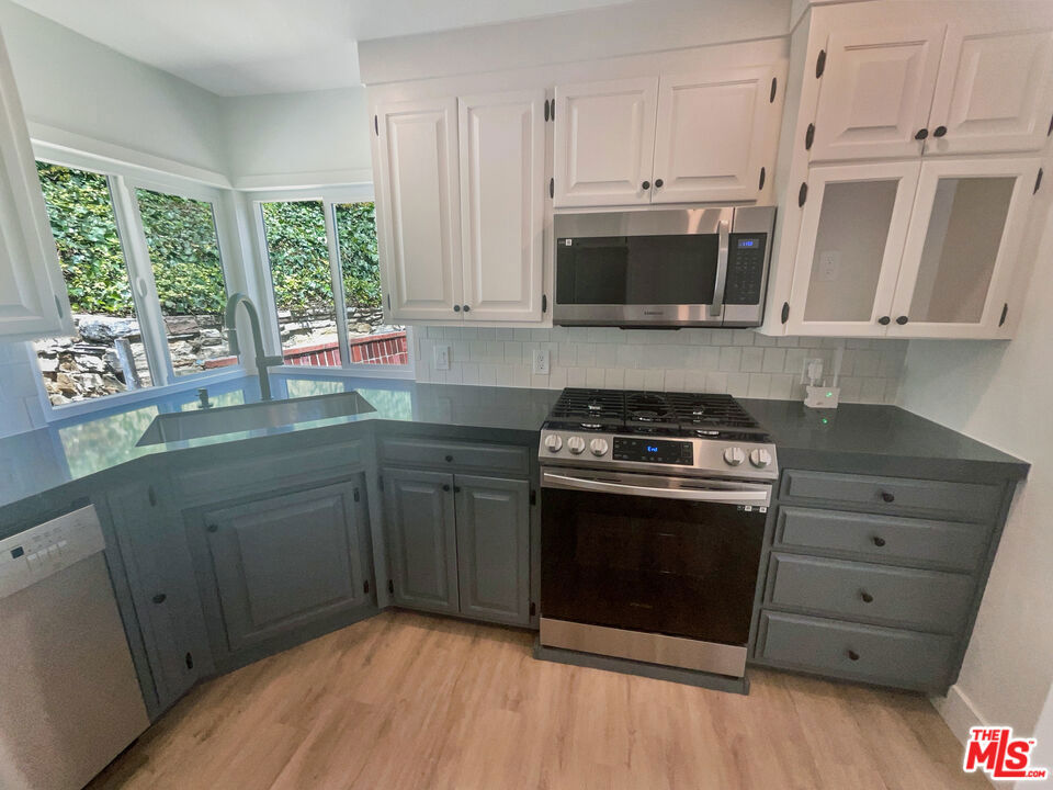1346 W 36th Street