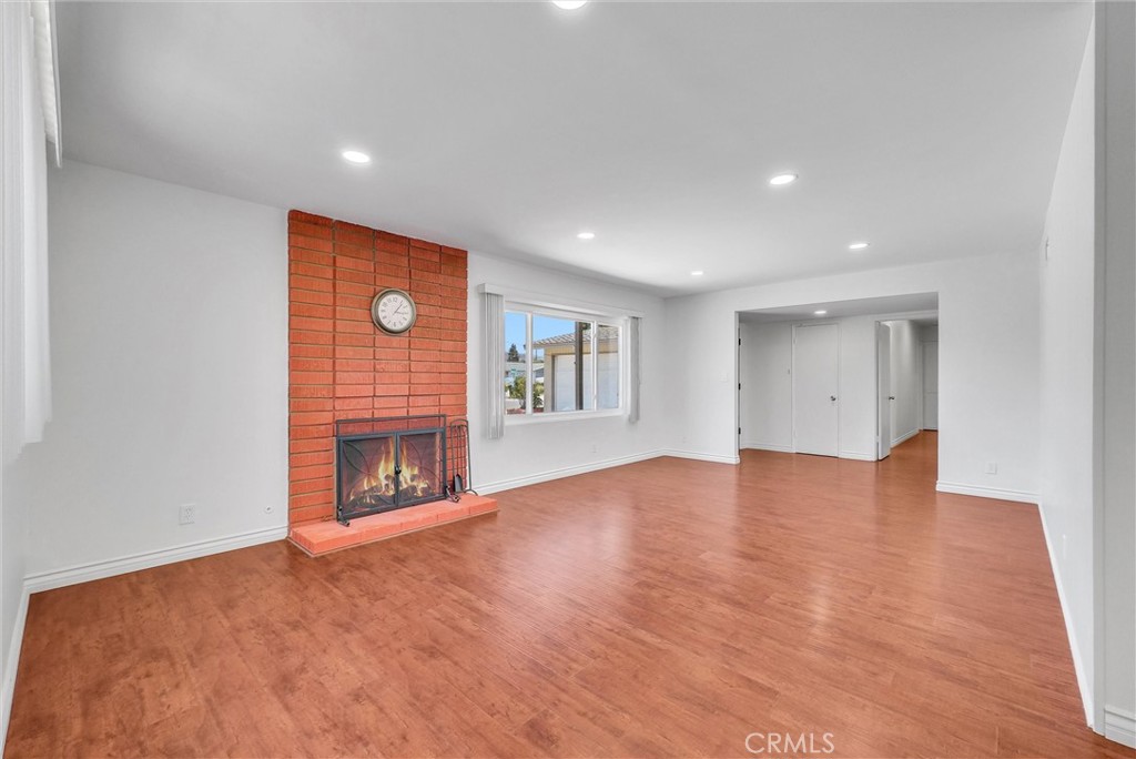 1642 Tiffany Place
