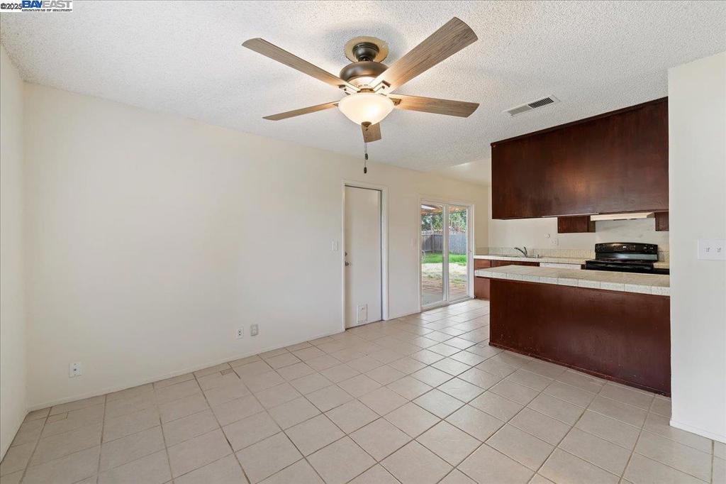 SPRINGTOWN - Residential