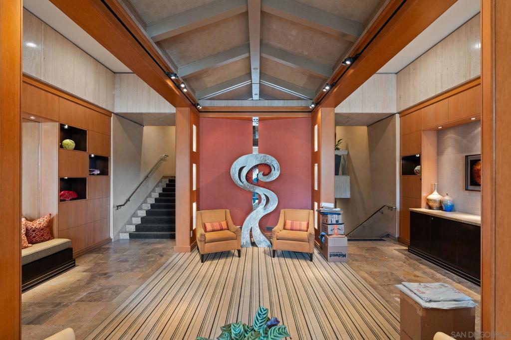 1710 Avenida Del Mundo 708