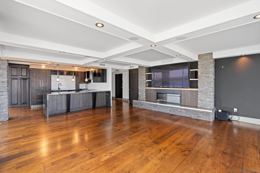 Coronado Shores - Residential