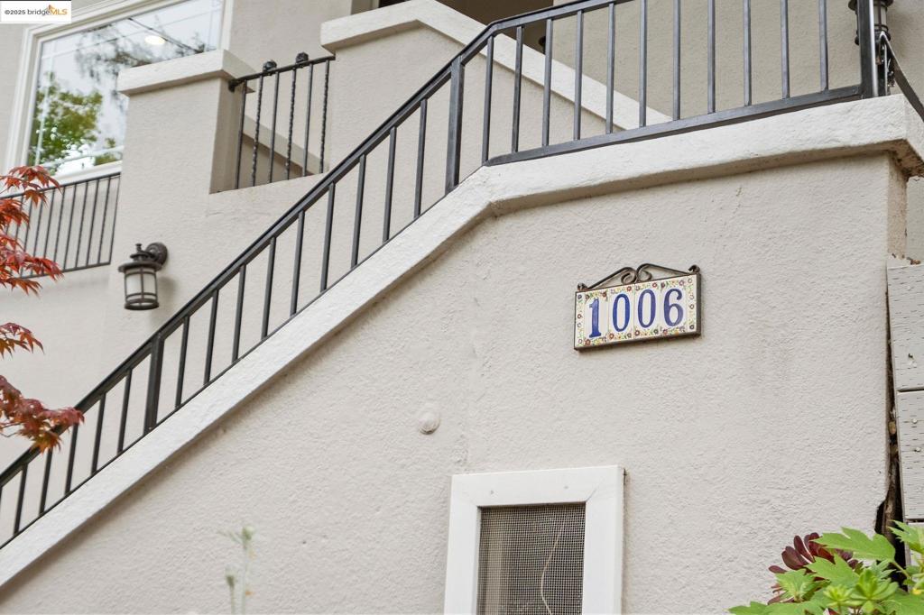 GLENVIEW - Residential