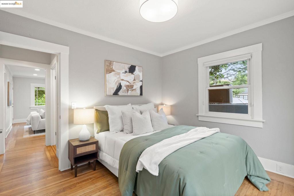 GLENVIEW - Residential
