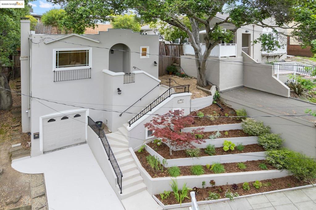 GLENVIEW - Residential