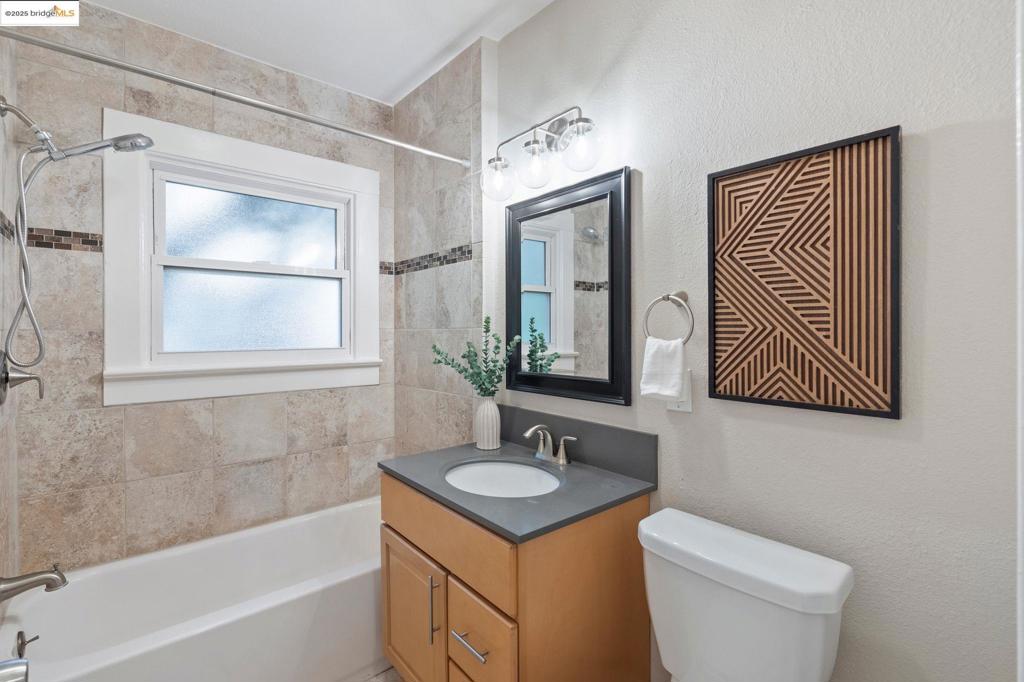 GLENVIEW - Residential