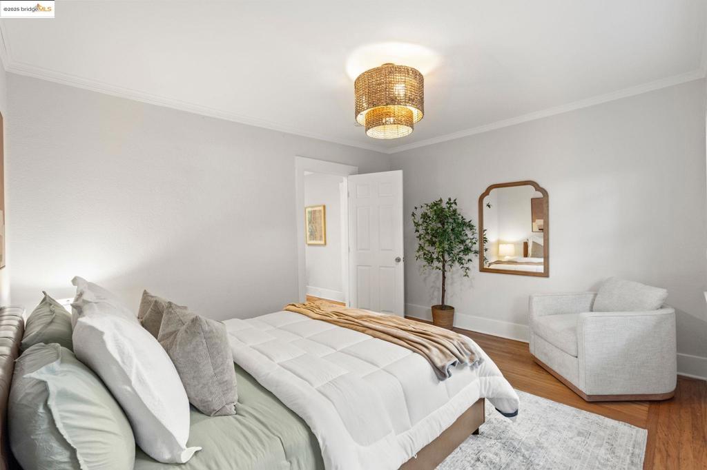 GLENVIEW - Residential