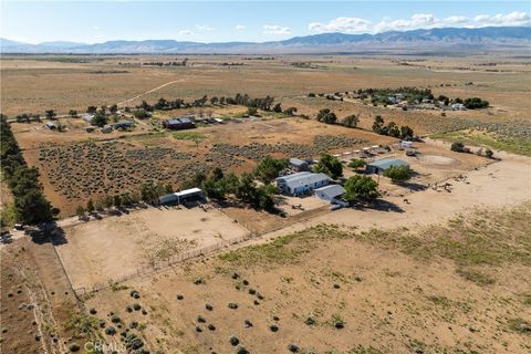 Photo of 22927 W Avenue D, Lancaster, CA 93536 (MLS # SR26090098)