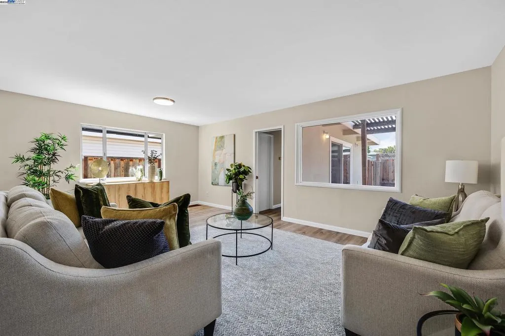 Livermore, California 94550, United States, 3 Bedrooms Bedrooms, ,2 BathroomsBathrooms,Residential,Active,172968