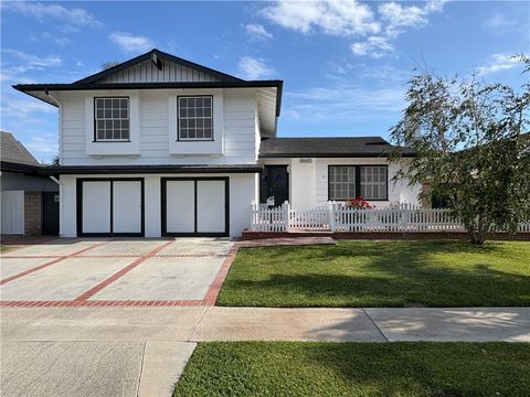 Photo of 5902 Nordina DR, Huntington Beach, CA 92649 (MLS # OC26101011)