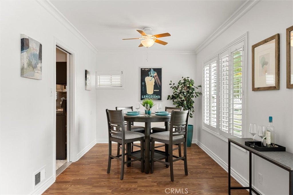 2027 E Appleton 7