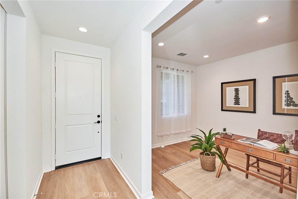 34955 S Serano Square