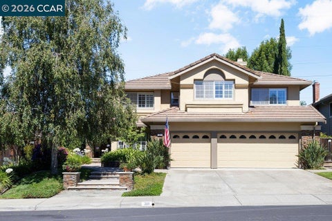 Photo of 318 Sunset Dr DR, Danville, CA 94506 (MLS # 41152237)