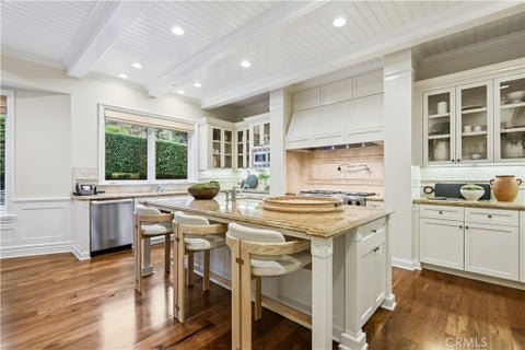 Tiny photo for 1502 Bienveneda AVE, Pacific Palisades, CA 90272 (MLS # SR26157830)