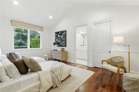 Tiny photo for 1502 Bienveneda AVE, Pacific Palisades, CA 90272 (MLS # SR26157830)