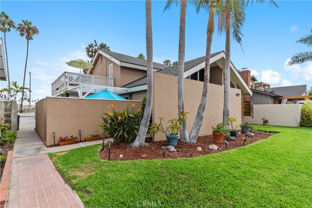 5359 E Appian Way