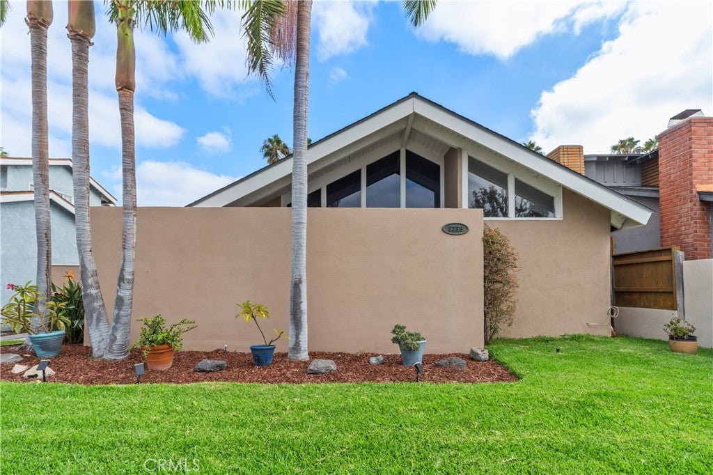 5359 E Appian Way