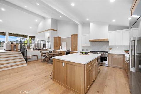 16 Morning Glory Irvine CA 92603