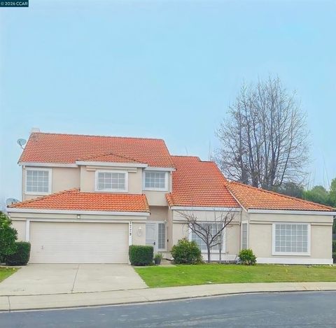 1729 Alum Rock Ct Modesto CA 95358