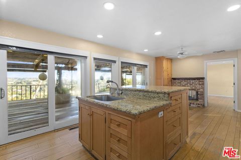 Tiny photo for 10132 Hollow Glen Circle, Los Angeles, CA 90077 (MLS # 26646175)