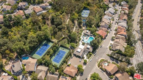 Tiny photo for 10132 Hollow Glen Circle, Los Angeles, CA 90077 (MLS # 26646175)