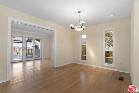 Tiny photo for 10132 Hollow Glen Circle, Los Angeles, CA 90077 (MLS # 26646175)