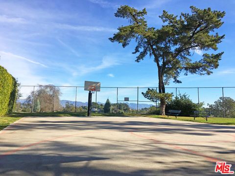 Tiny photo for 10132 Hollow Glen Circle, Los Angeles, CA 90077 (MLS # 26646175)