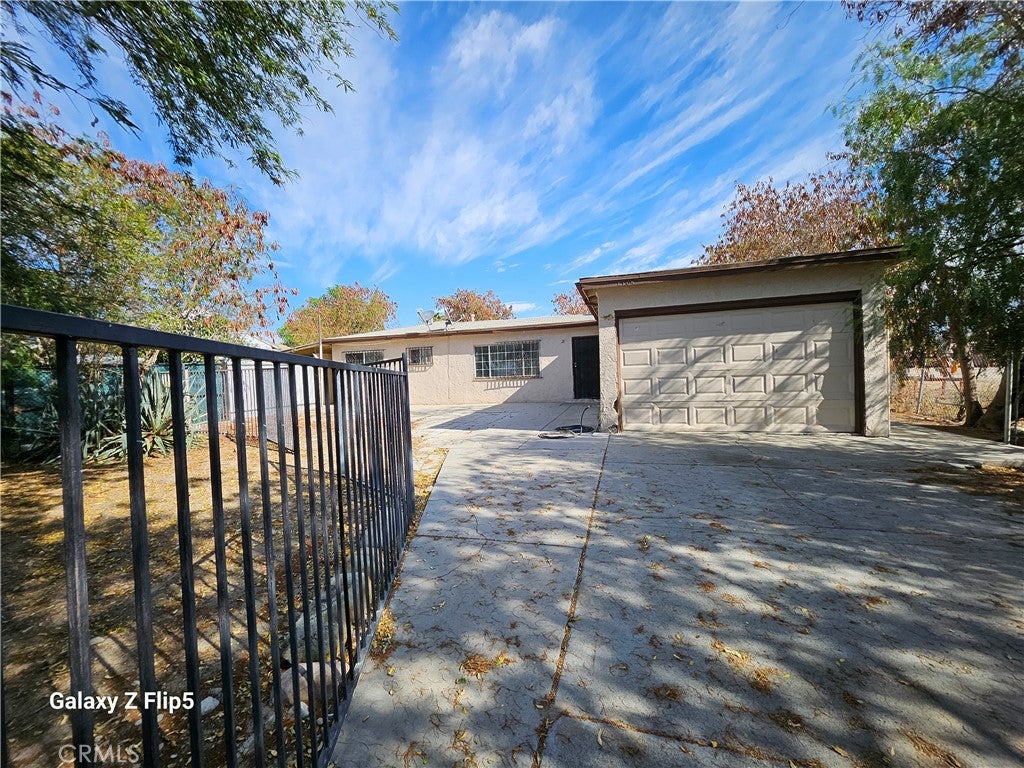 2184 Roosevelt Avenue