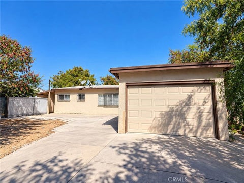 Photo of 2184 Roosevelt Avenue, San Bernardino, CA 92411 (MLS # MB26191842)