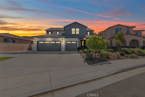 26219 Silver Birch Menifee CA 92584