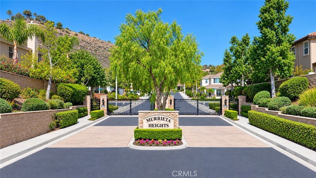 23990 Hollingsworth