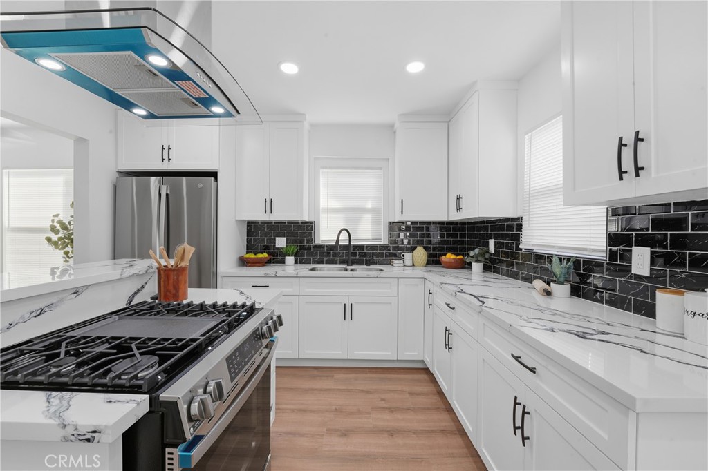 6327 California Avenue