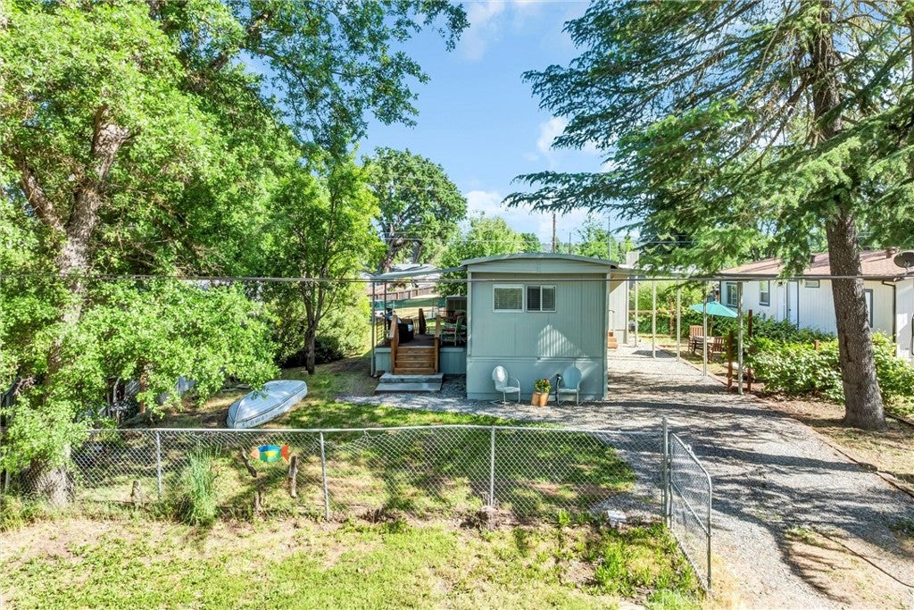 8522 Quarterhorse Lane
