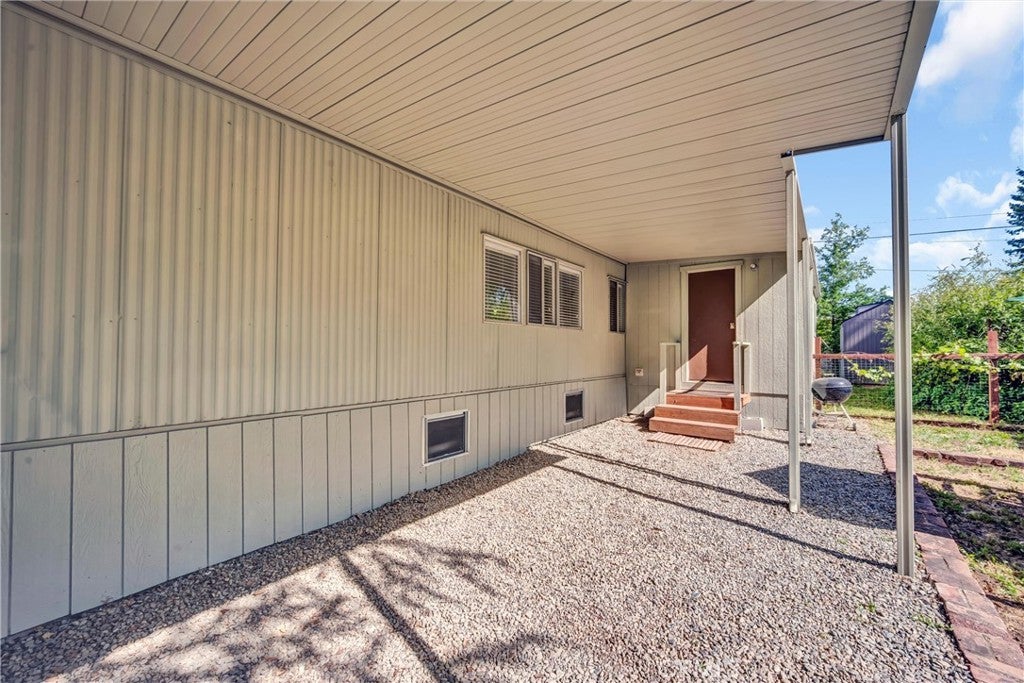 8522 Quarterhorse Lane