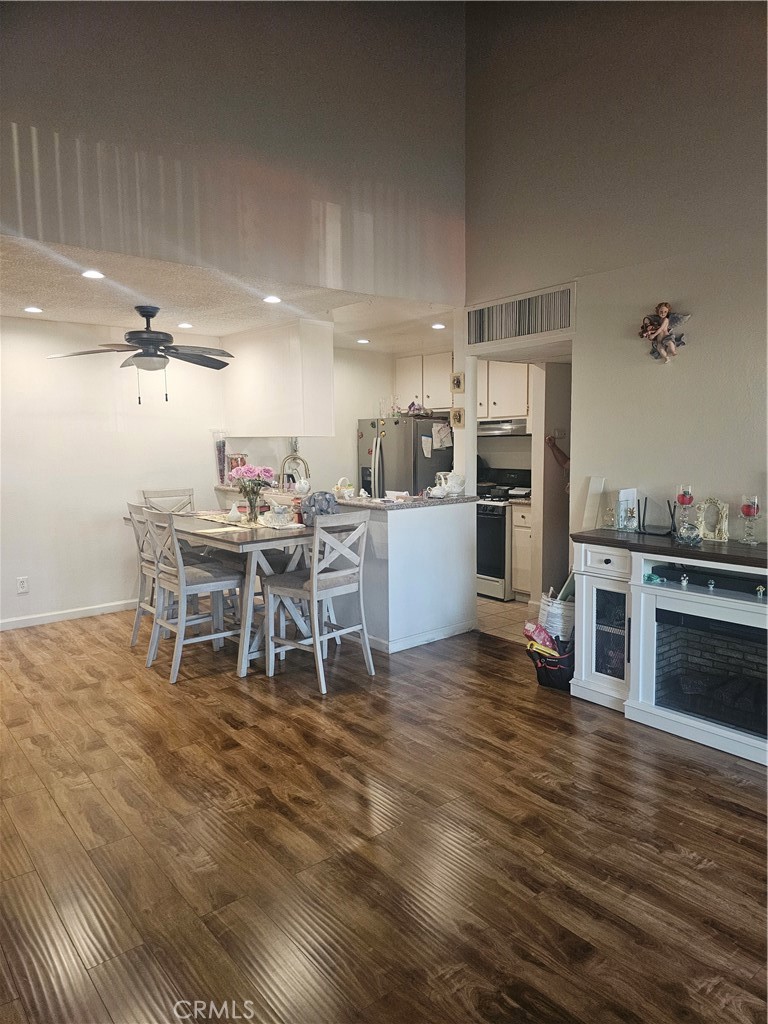 8601 International Avenue 266