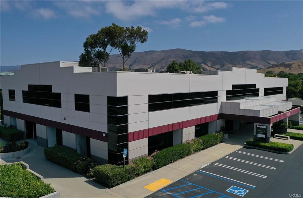 4111 Broad Street, part of the Creekside Center in San Luis Obispo. Comprised of three buildings (4111, 4115 and 4119) Broad Street, the Creekside Campus provides a variety of office options for your business. With ample parking, easy access and proximity to the San Luis County Airport, this is an ideal office location. Suite A can be leased “as is” or, Suite A, 4,756 sq. ft., can be can be divided into two smaller individual suites:
• Suite 115 - 2,180
• Suite 120 - 2,576