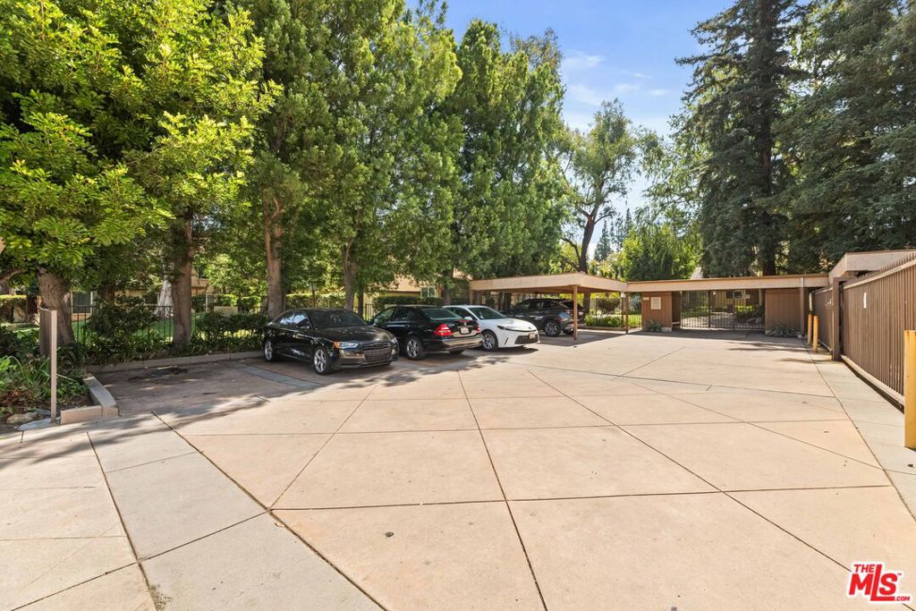 Sequoia Village - Residential