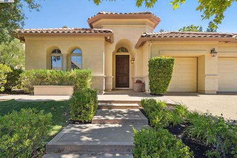 Photo of 2147 Pomezia Ct Ct, Pleasanton, CA 94566 (MLS # 41109919) Photo of 2147 Pomezia Ct Ct, Pleasanton, CA 94566 (MLS # 41109919)