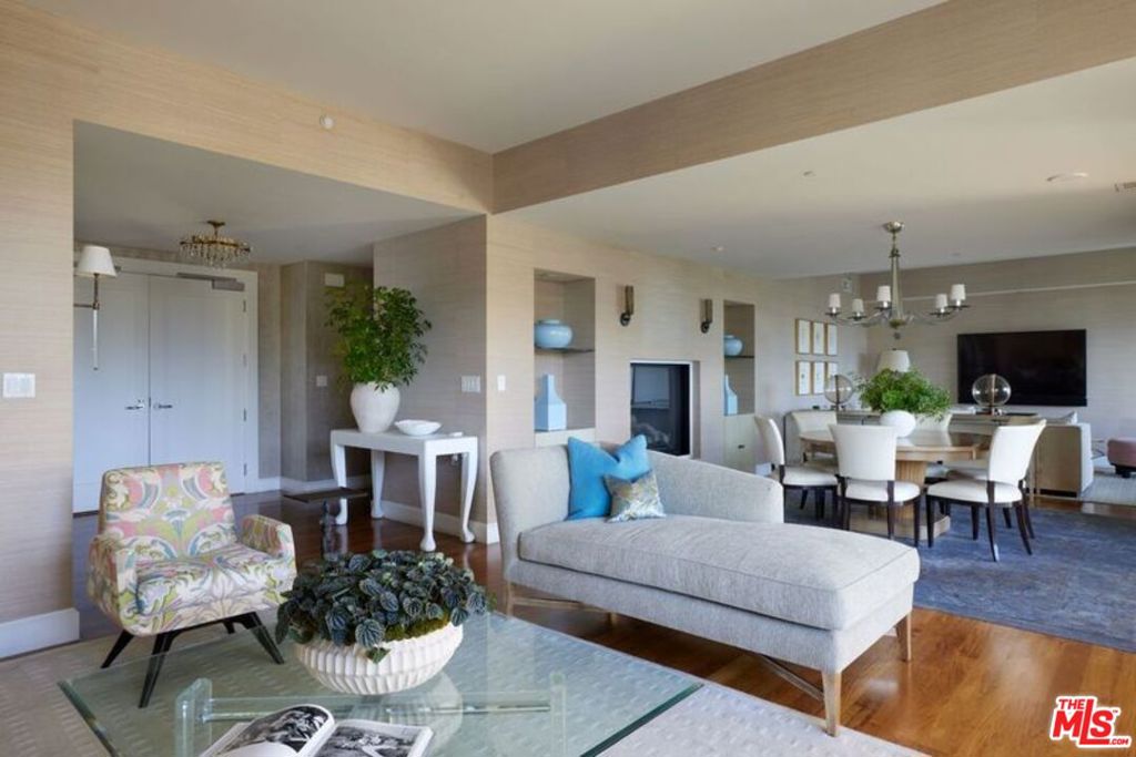 1 W Century Drive 4A