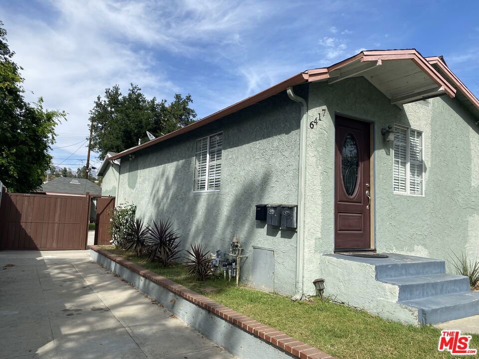 6417 Crescent Street