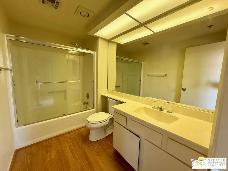 Palm Springs, California 92264, United States, 2 Bedrooms Bedrooms, ,2 BathroomsBathrooms,Residential,Contingent,147156