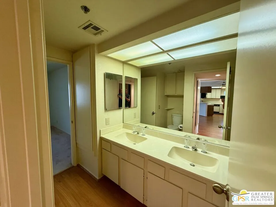 Palm Springs, California 92264, United States, 2 Bedrooms Bedrooms, ,2 BathroomsBathrooms,Residential,Contingent,147156