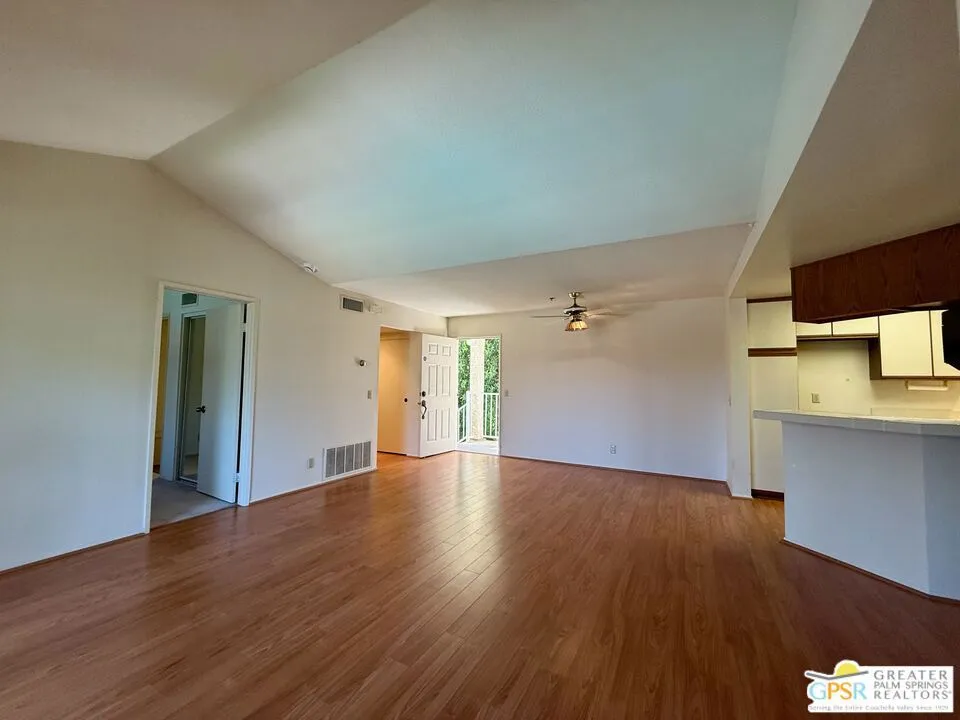 Palm Springs, California 92264, United States, 2 Bedrooms Bedrooms, ,2 BathroomsBathrooms,Residential,Contingent,147156