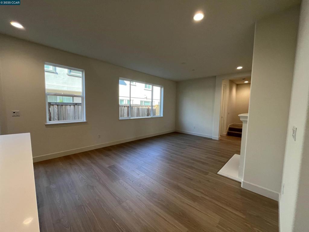 FAIRFIELD - Residential
