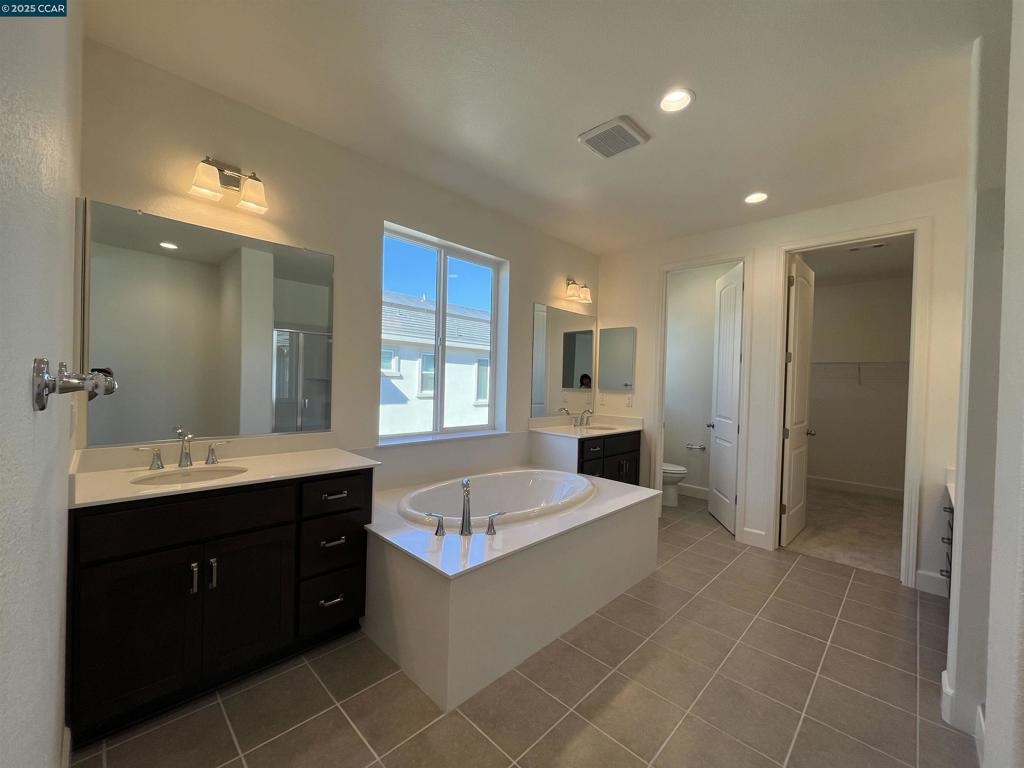 FAIRFIELD - Residential