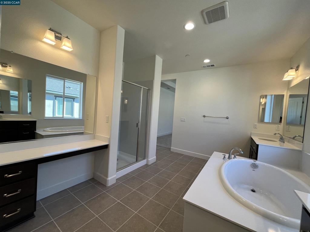 FAIRFIELD - Residential