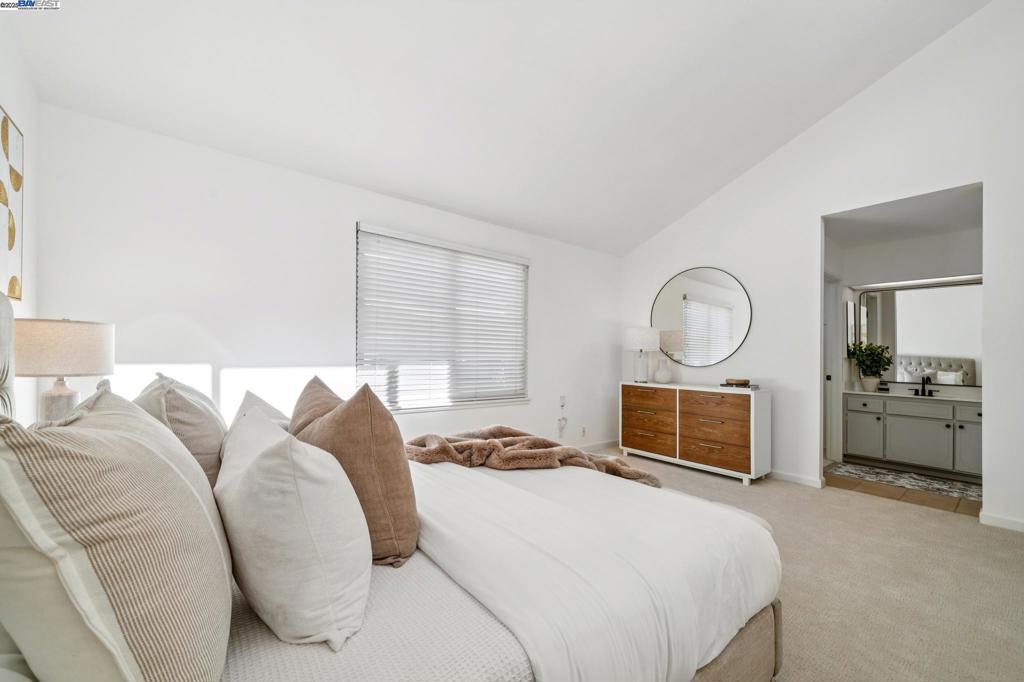 ISLANDIA - Residential