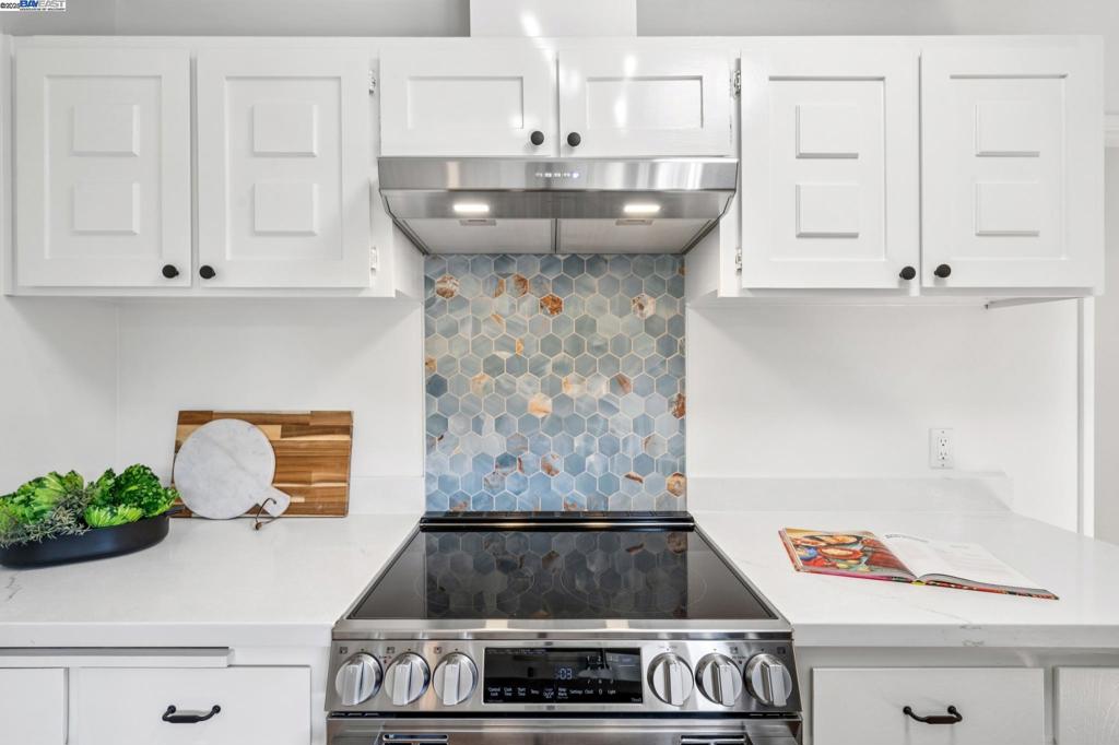 ISLANDIA - Residential