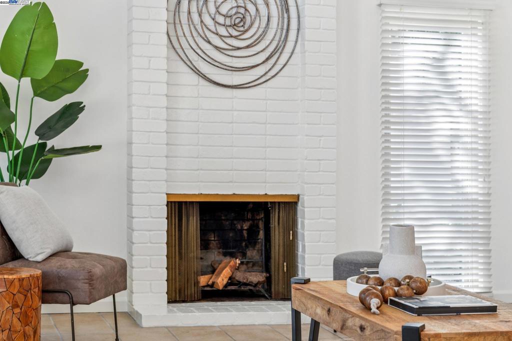 ISLANDIA - Residential