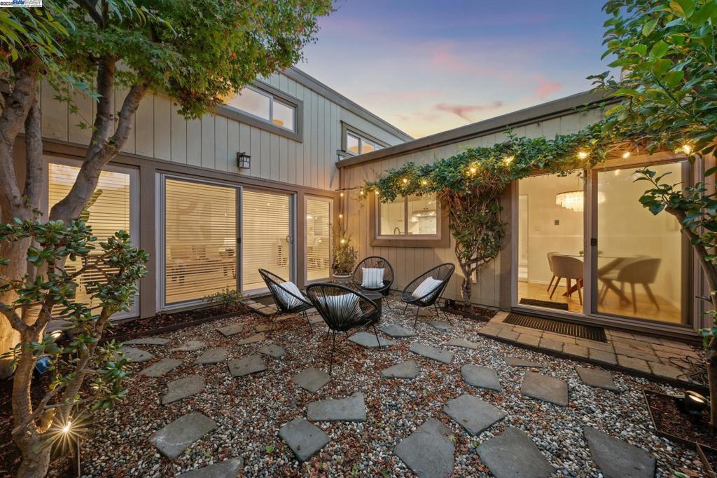 ISLANDIA - Residential