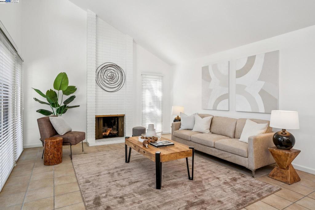 ISLANDIA - Residential